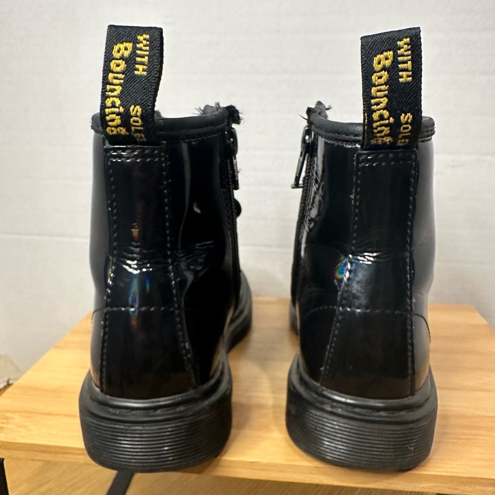 Dr. Martens Black Patent Leather Lace-Up & Side Zipper Boots Kids sz 1 US. EU 32